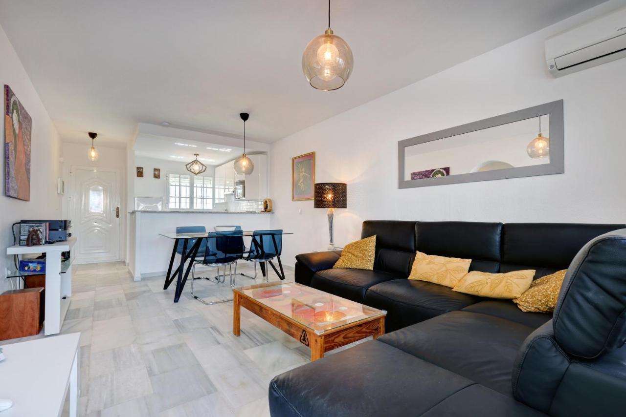Los Flamencos Manilva Apartment Zewnętrze zdjęcie